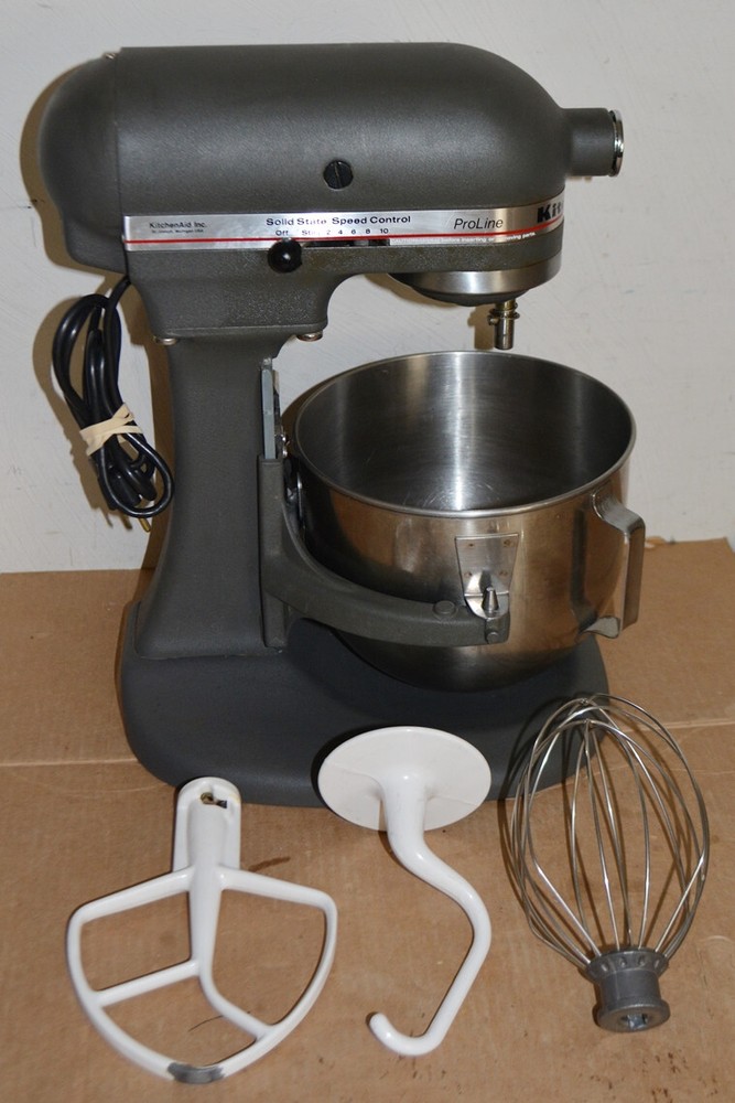 Kitchenaid Pro Line Mixer 5 QT  w/Bowl 3 Attachments Quart Lift KSM5 Matte Gray