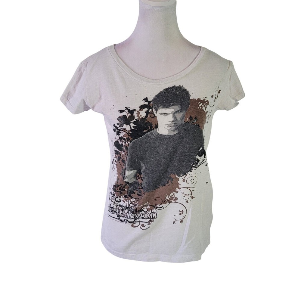 Twilight Size JR XL Vintage Twilight New Moon Jacob Graphic Tee White Werewolf