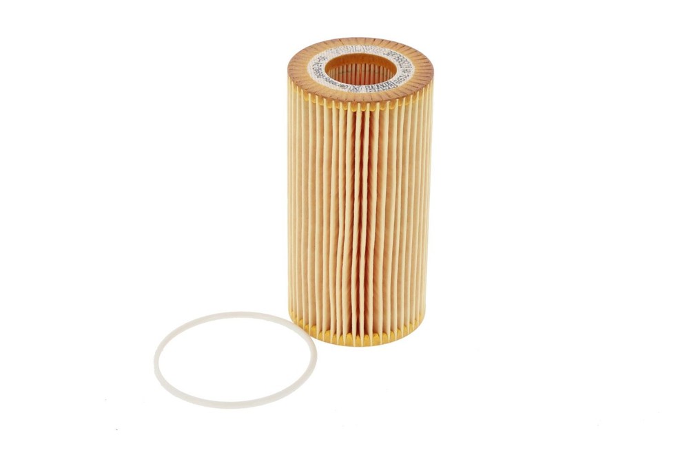 New Genuine Volvo Engine Oil Filter For C30 C70 S40 S60 V50 XC60 XC70 8692305