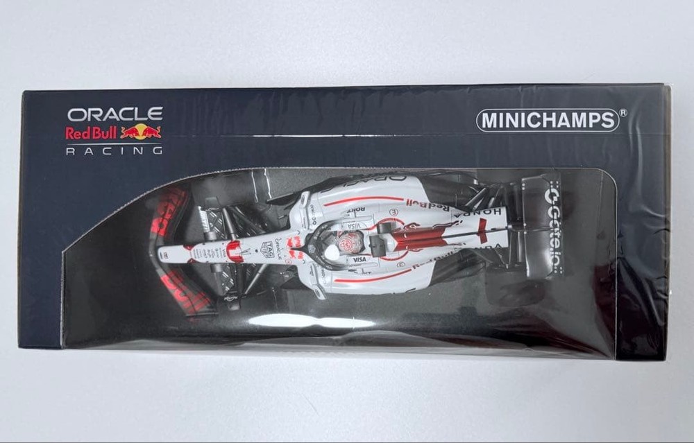 Max Verstappen F1 2025 Japanese GP Winner Minichamps 1/18 Limited