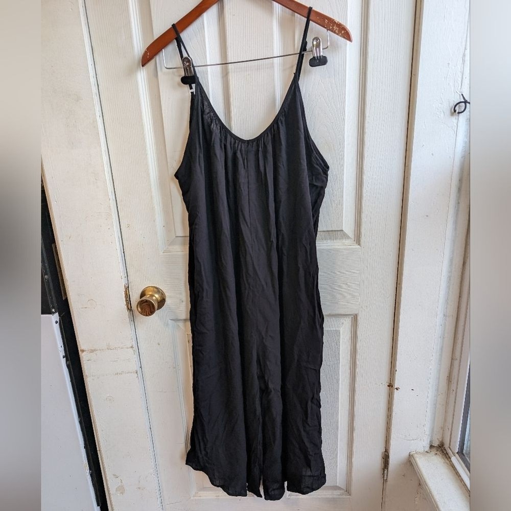 hunter & brown Black Tank Romper Jumpsuit Wide Leg Capri Length Size Small