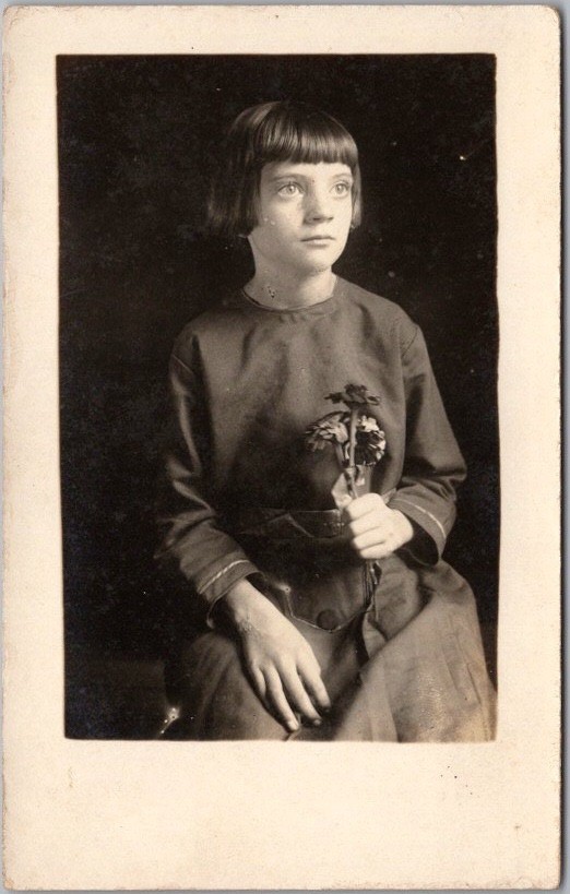 c1910s STUDIO Photo RPPC Postcard Little Girl Holding Flowers / Unused