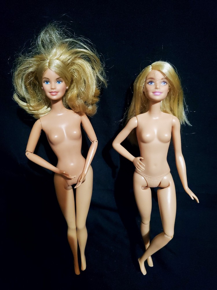 Pair Of Blonde Barbie Dolls, 1 With Articulated Arms, 1 With Articulated Legs