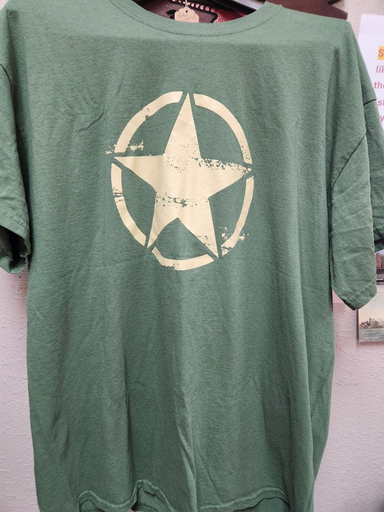 Gildan Men's Green Cotton Graphic Star Circle Emblem T-Shirt Crew Neck XL