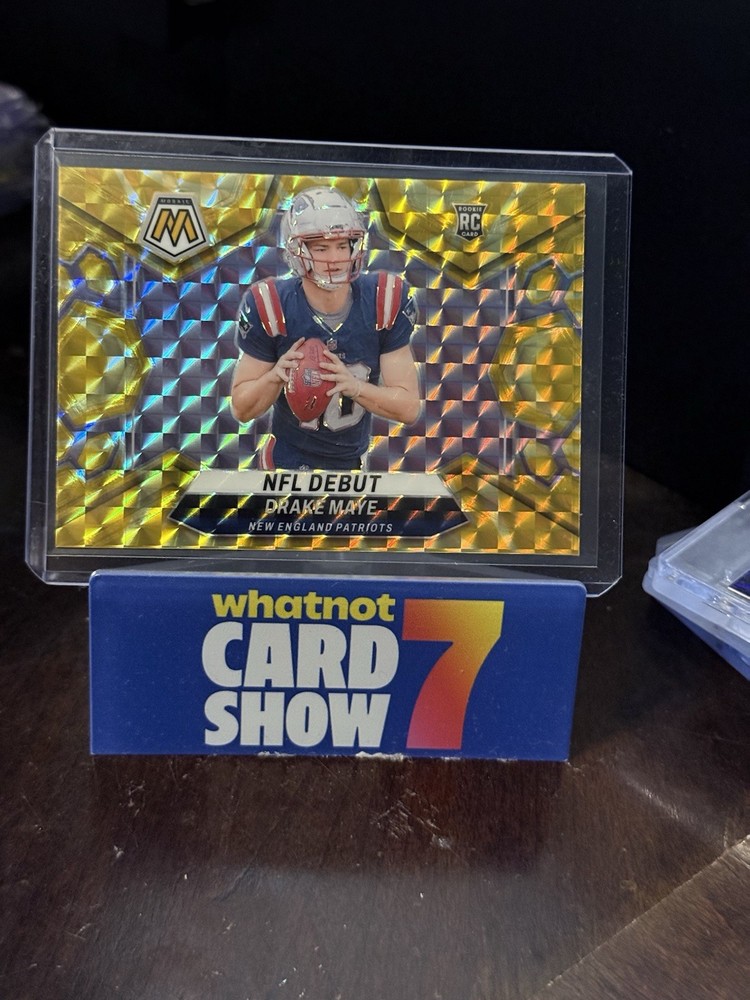 2024 Panini Mosaic - NFL Debut Drake Maye #273 Reactive Yellow Mosaic Prizm (RC)