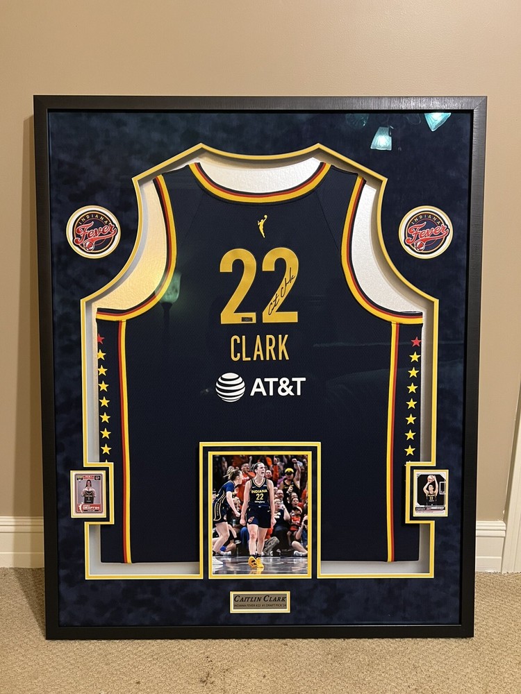 Caitlin Clark Autographed Indiana Fever Jersey Navy 2024 Explorer Edition Panini