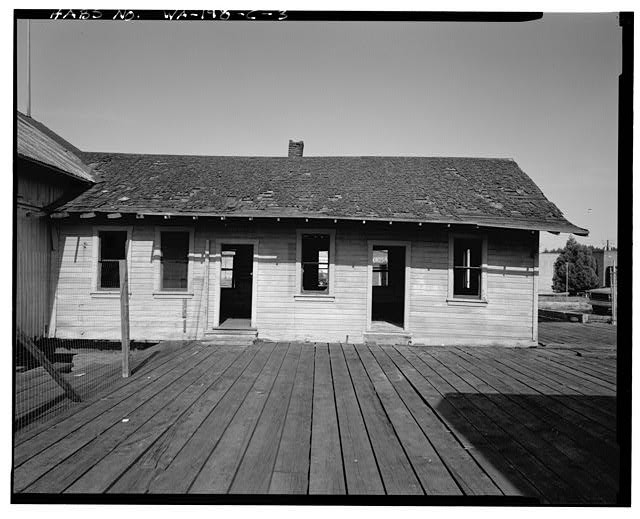 Photo:Curtis Wharf Ticket Office Oakland California 1900s West Facade
