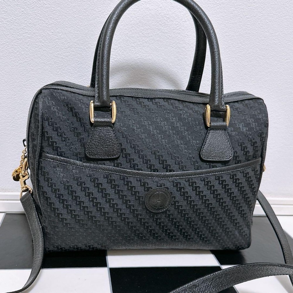 Gucci Reversible Crossbody Bag for Women
