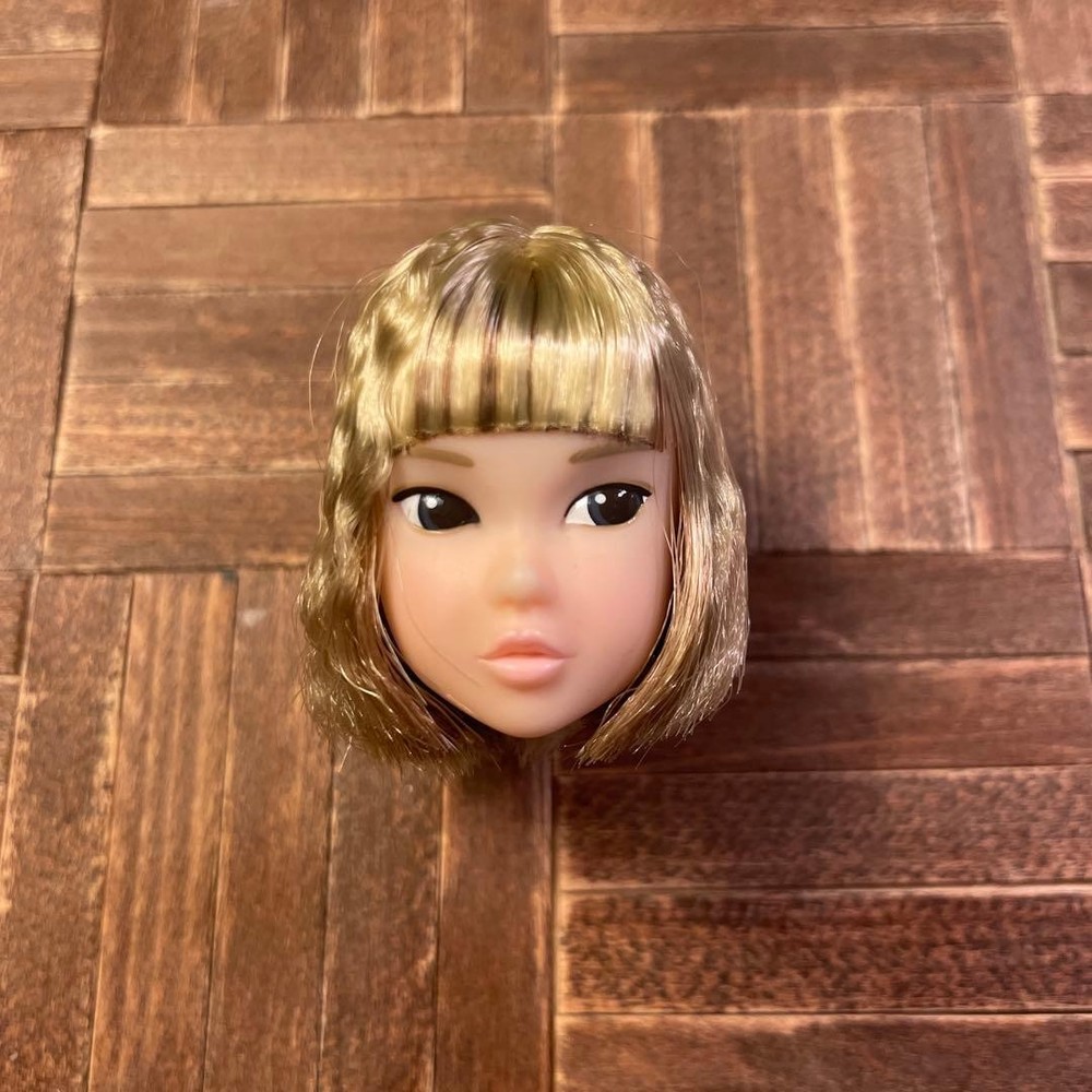 Momoko Doll Head 13SPHOME Hazel #535510
