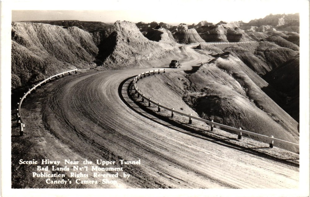 Vintage Postcard RPPC- Upper Tunnel, Bad Lands National Monument 1900s