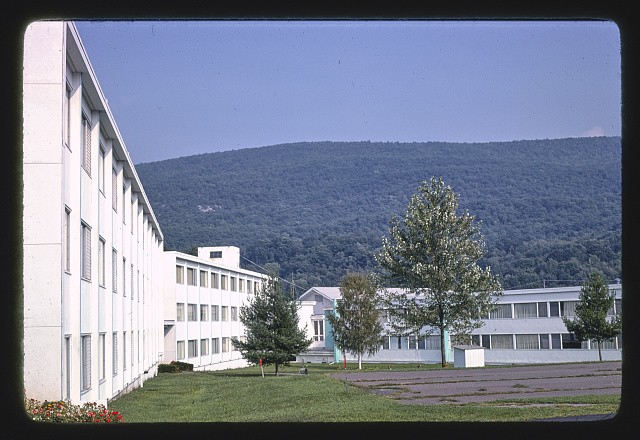 Photo:Spring Glen New York Homowack Hotel Lodge 1960s Mountain Resort