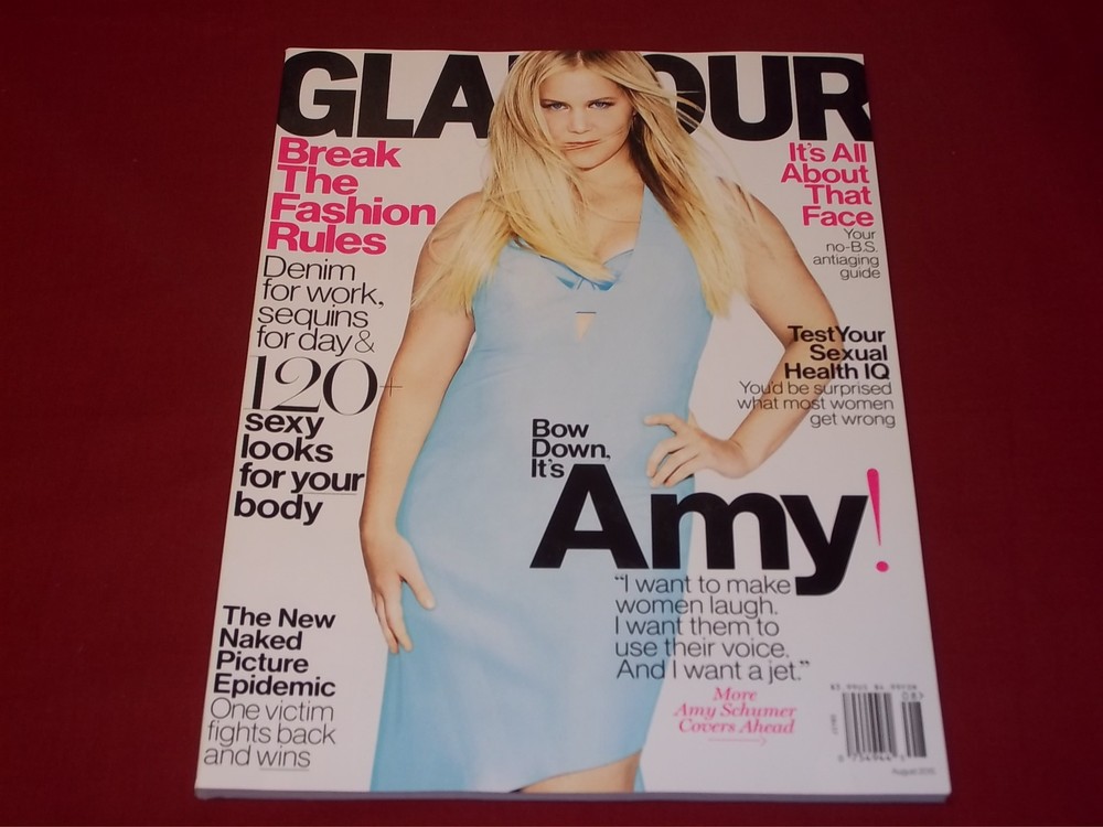 2015 AUGUST GLAMOUR MAGAZINE - AMY SCHUMER - FRONT COVER - PB 2304