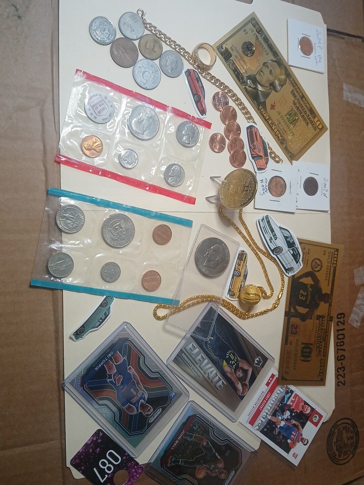 Collectible Junk Drawer Coin Lot 1971 P&D Mint Set 1978 Eisenhower Michael...