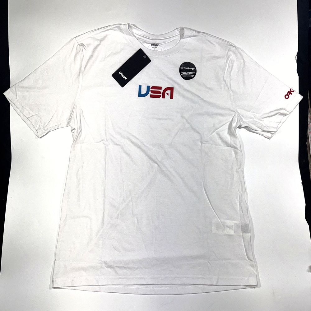 Oakley USA T-shirt Men White Size Medium Tee Regular Fit Hydrolix