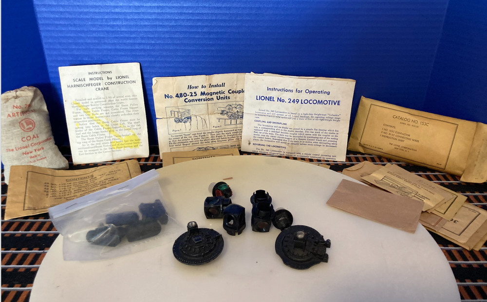 Lionel O Gauge Misc. Parts Lot