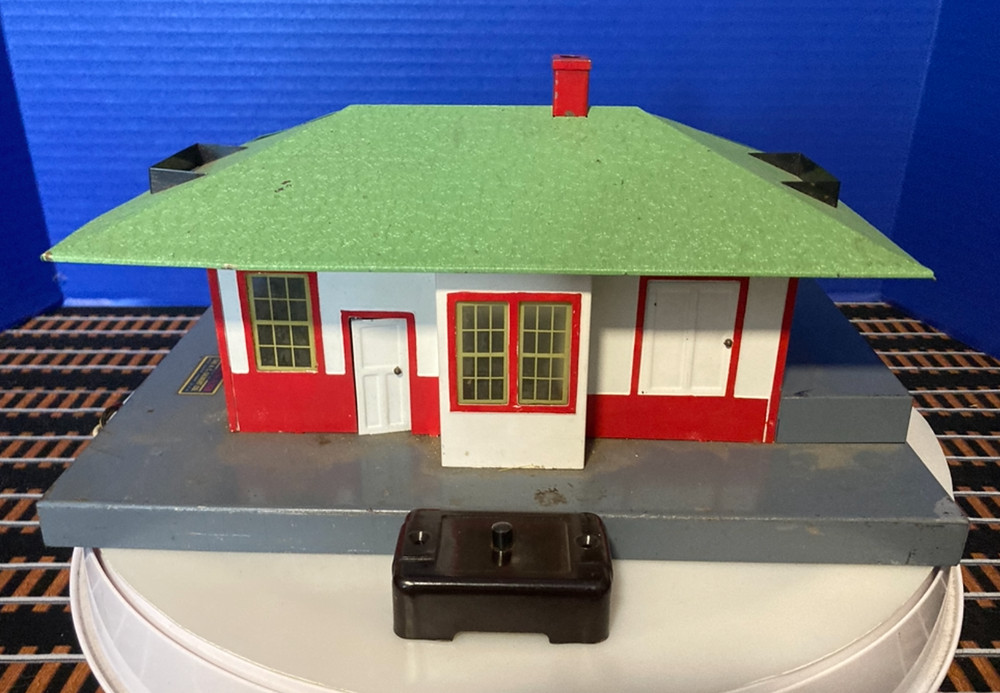American Flyer S Gauge #755 Talking Station (1948-50) Good for parts Fair Cond.