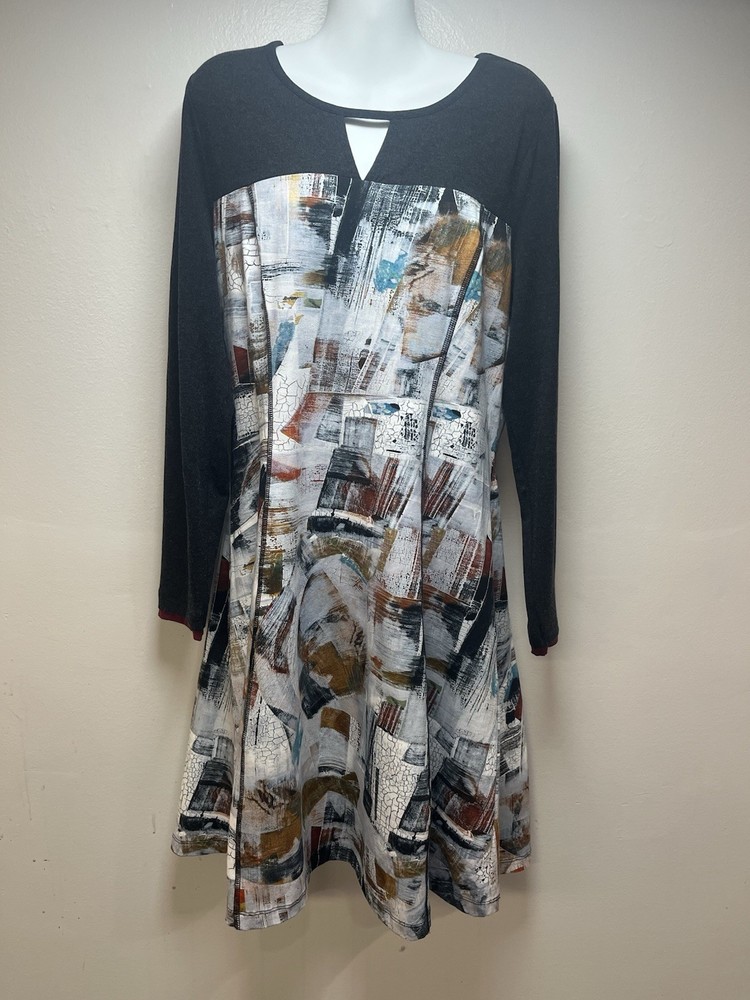 NEW WITH TAGS NWT Art Simply by Dolcezza Stretchy Dress Sz Medium M Knit ABTRACT-image