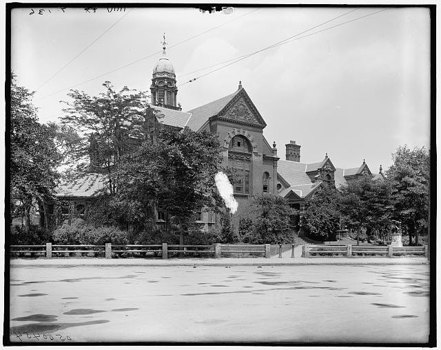 Photo:Hemenway gymnasium, Harvard University, Cambridge, Mass.