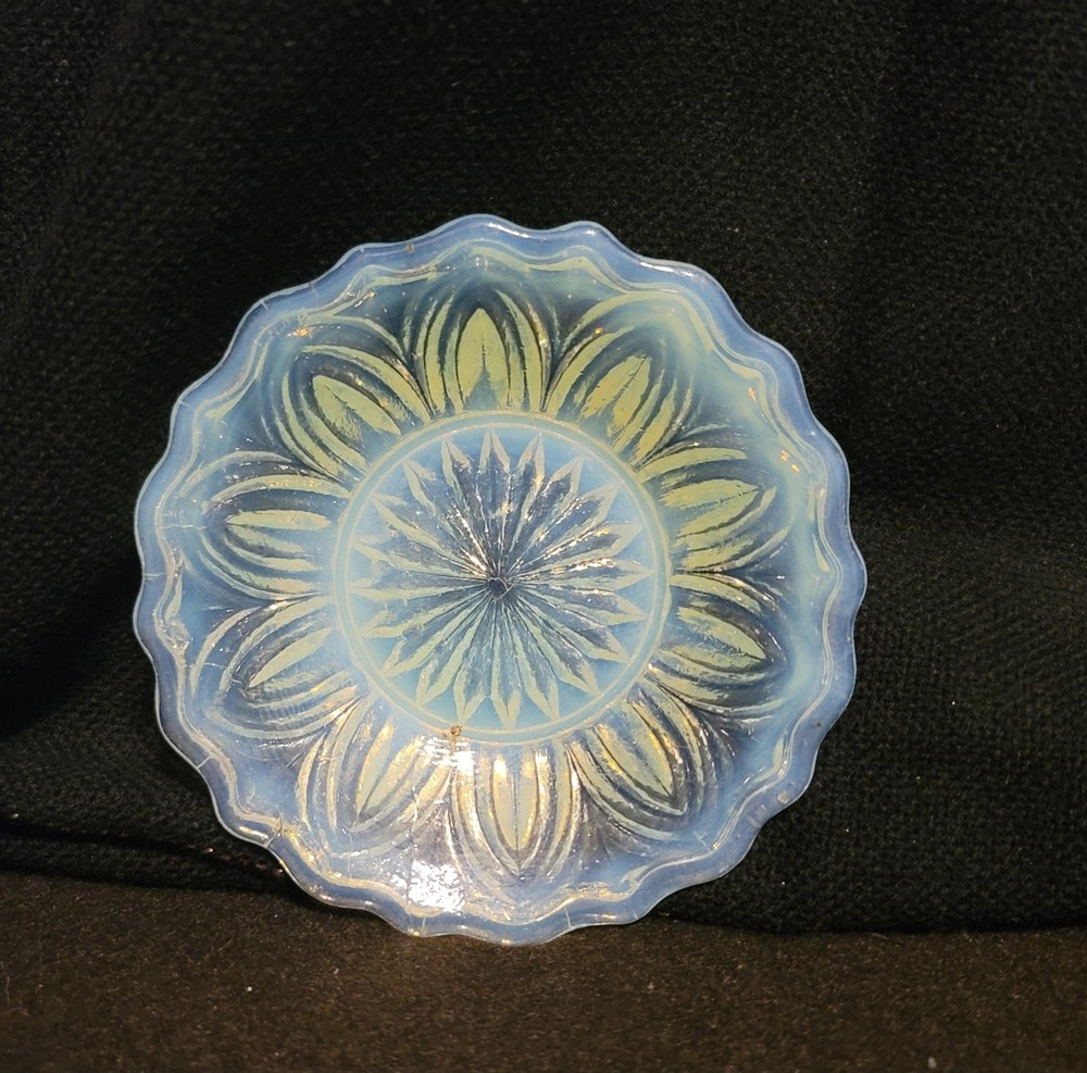 Vintage Light Blue Opalescent 10 Petalled Glass Plate