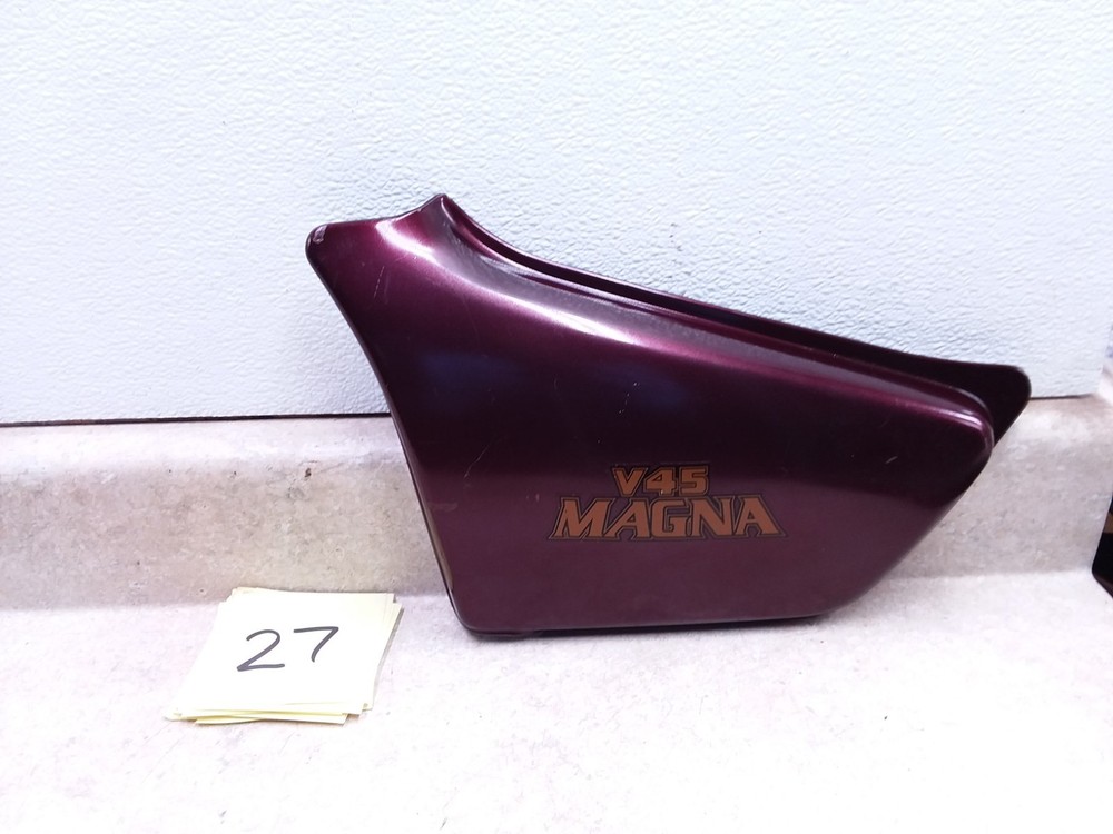 Honda V45 Magna 750 VF VF750 Left Side Cover 1982 1983 Vintage #27 ANX-B238