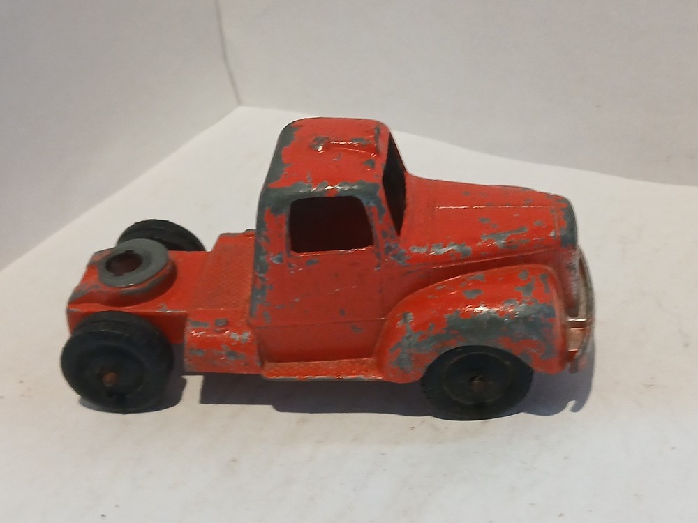 1950's Tootsie Toy Mack Truck