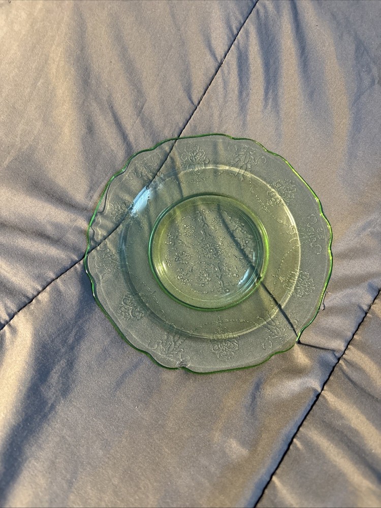 Vintage Salad Plate Belmont Green Depression Uranium Glass  7” Bow Knot -Glows
