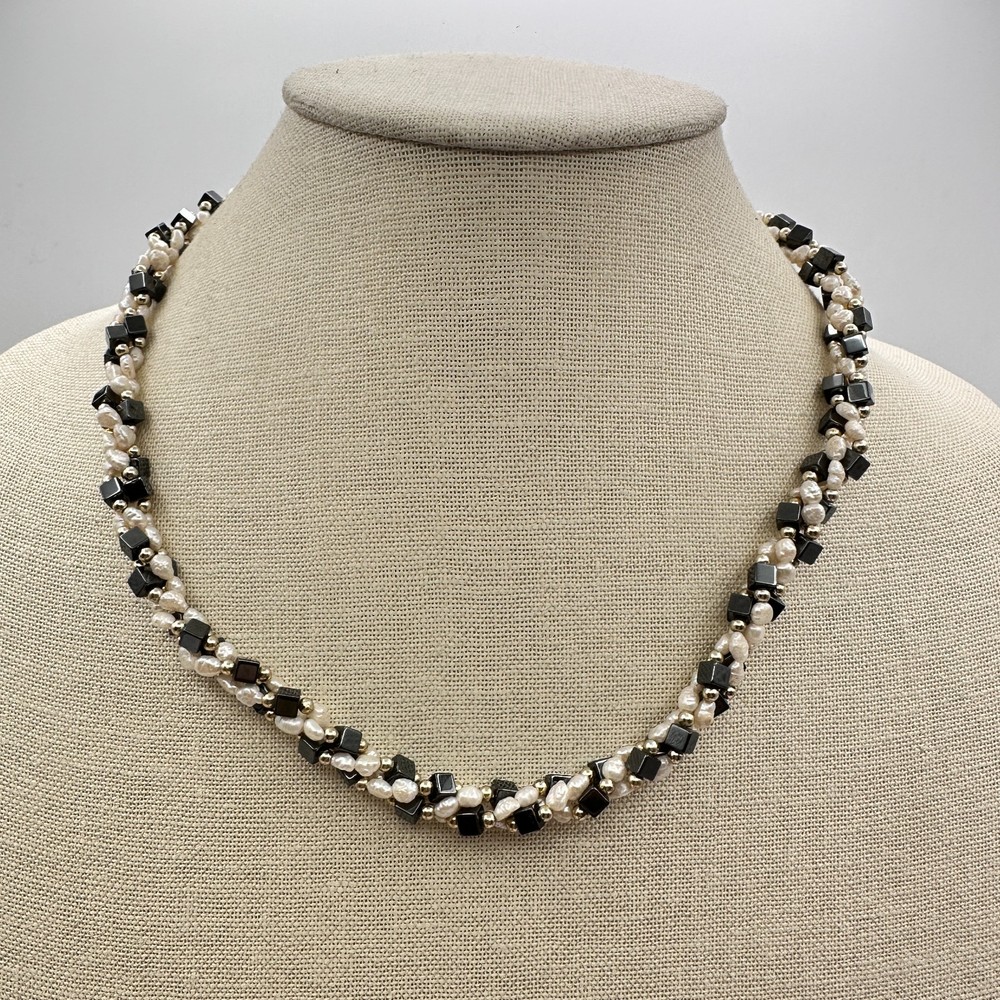 Vintage 90s Pearl & Hematite Twisted Strand Necklace Classic Fashion Jewelry