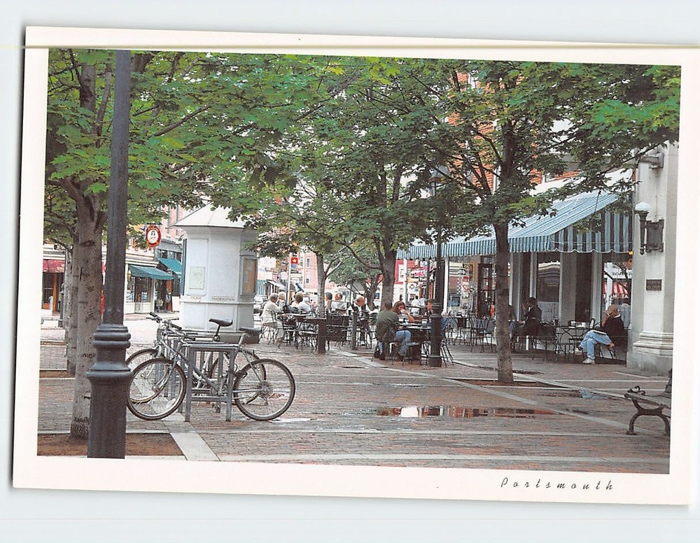 Postcard Street Scene Portsmouth NH USA