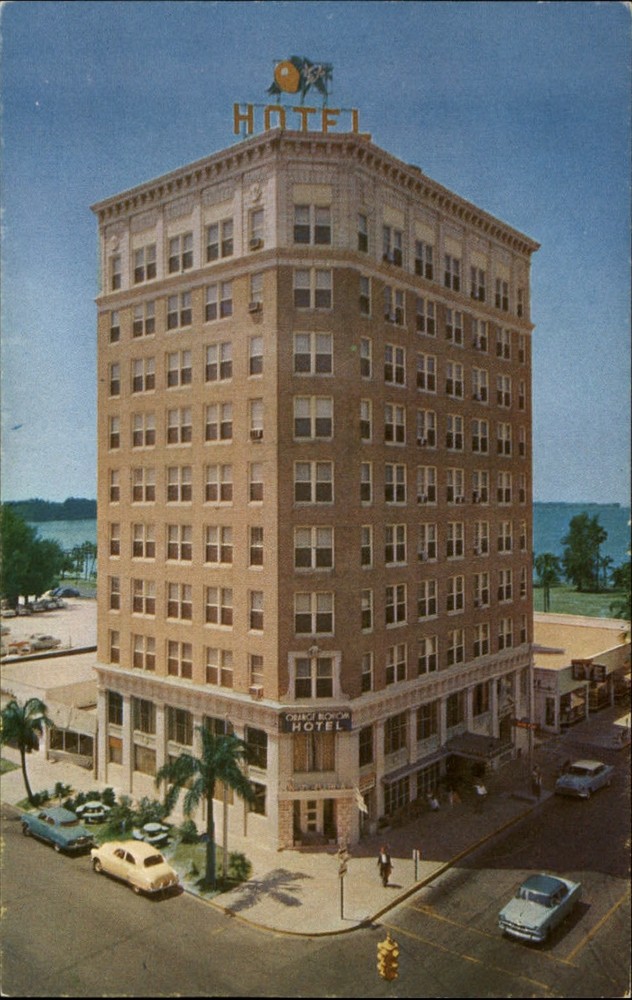 Sarasota Florida Orange Blossom Hotel 1950s cars aerial vintage unused postcard