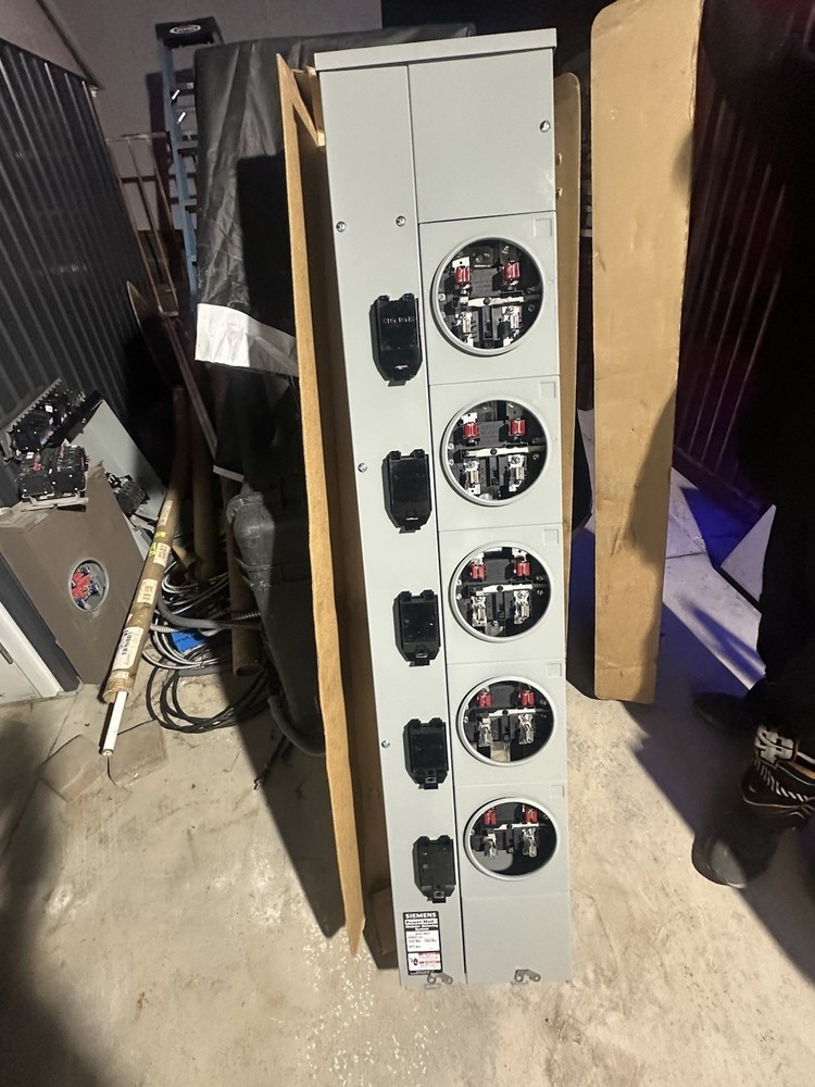 Siemens WMM52125J Modular Metering System 1200 Amp 240 Vac