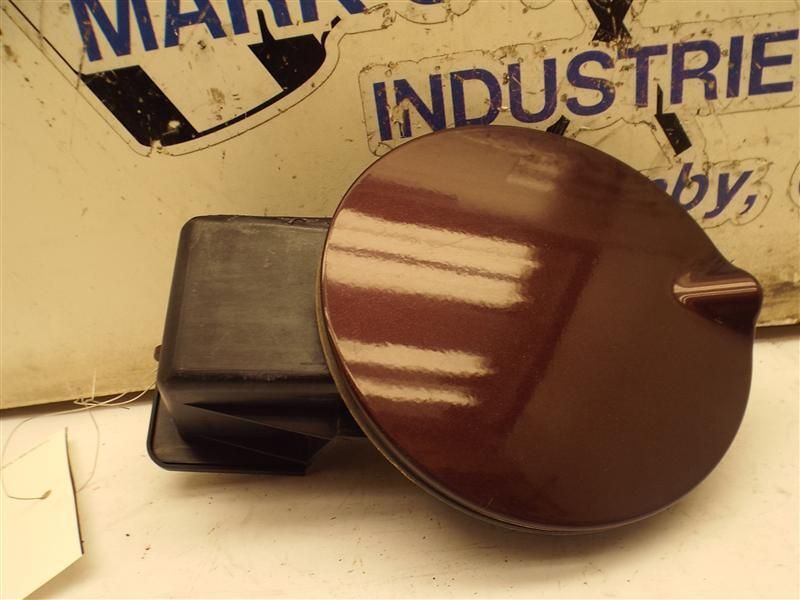 LIBERTY   2004 Fuel Filler Door 170705