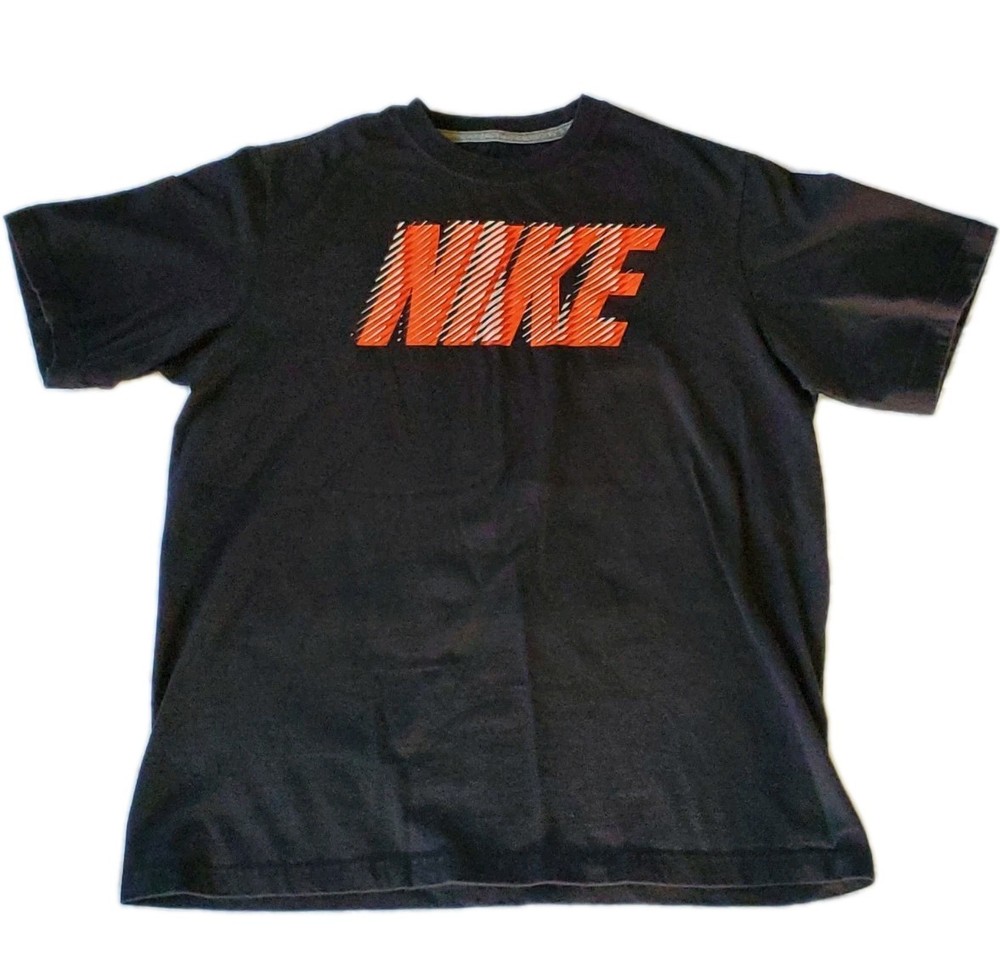 Nike Boy's Graphic Logo T-Shirt Black Crew Neck Short Sleeve XL