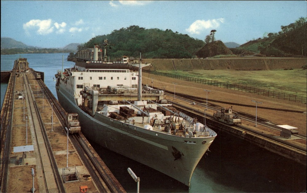 Panama Canal Miraflores Locks vessel vintage postcard r748