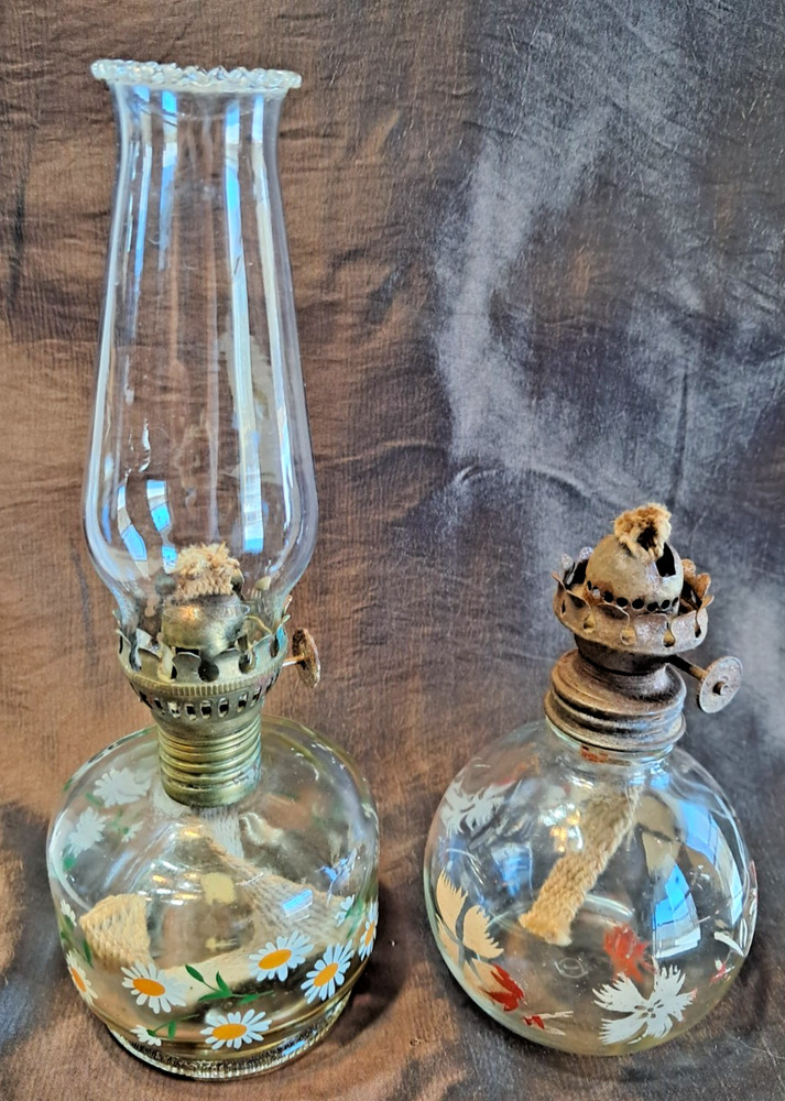Vintage Miniature Glass Oil Lamps Hand Painted Floral Daisy Small Kerosene Lot