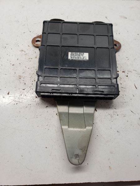 Engine ECM Electronic Control Module Right Hand Dash 2.4L Fits 00 GALANT 1131996