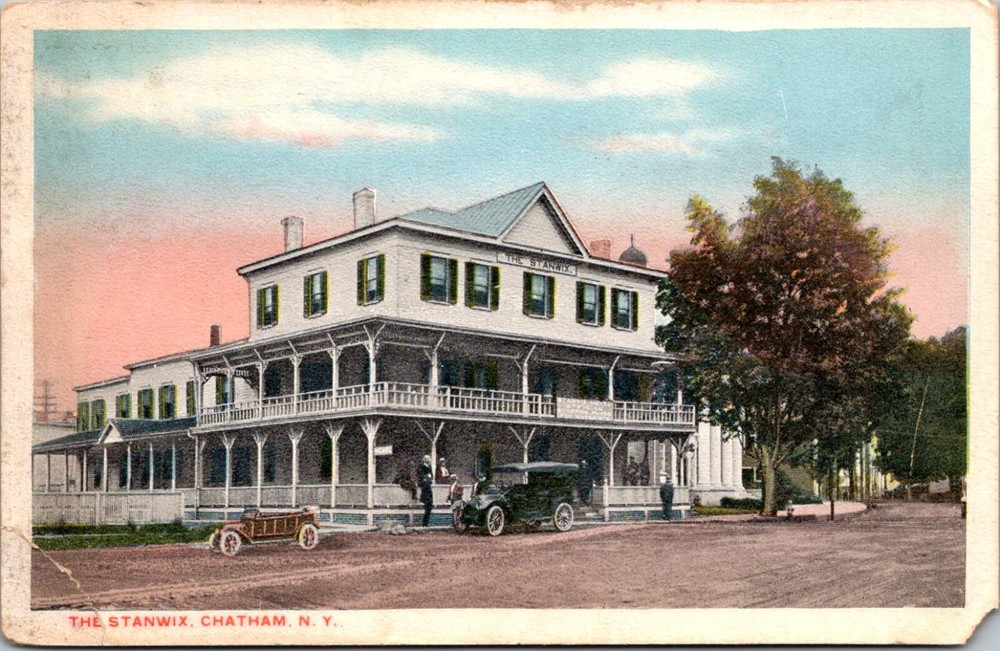 View of The Stanwix Hotel, Chatham NY Vintage Postcard B11