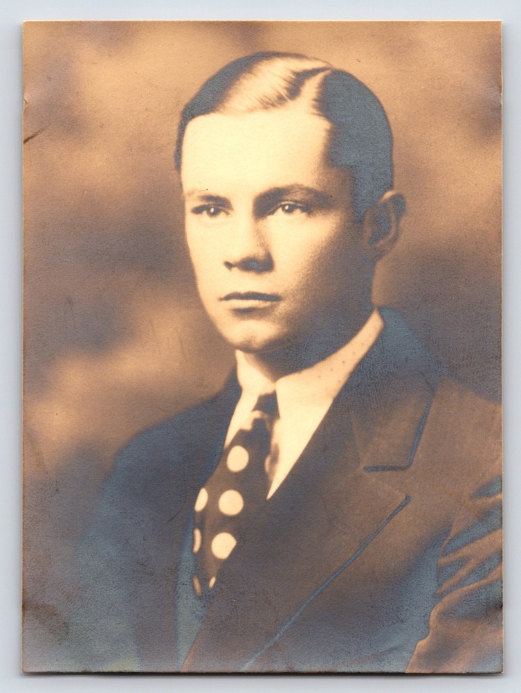 Vintage Picture Photo Portrait Antique Young Man Suit Coat Tie School Student