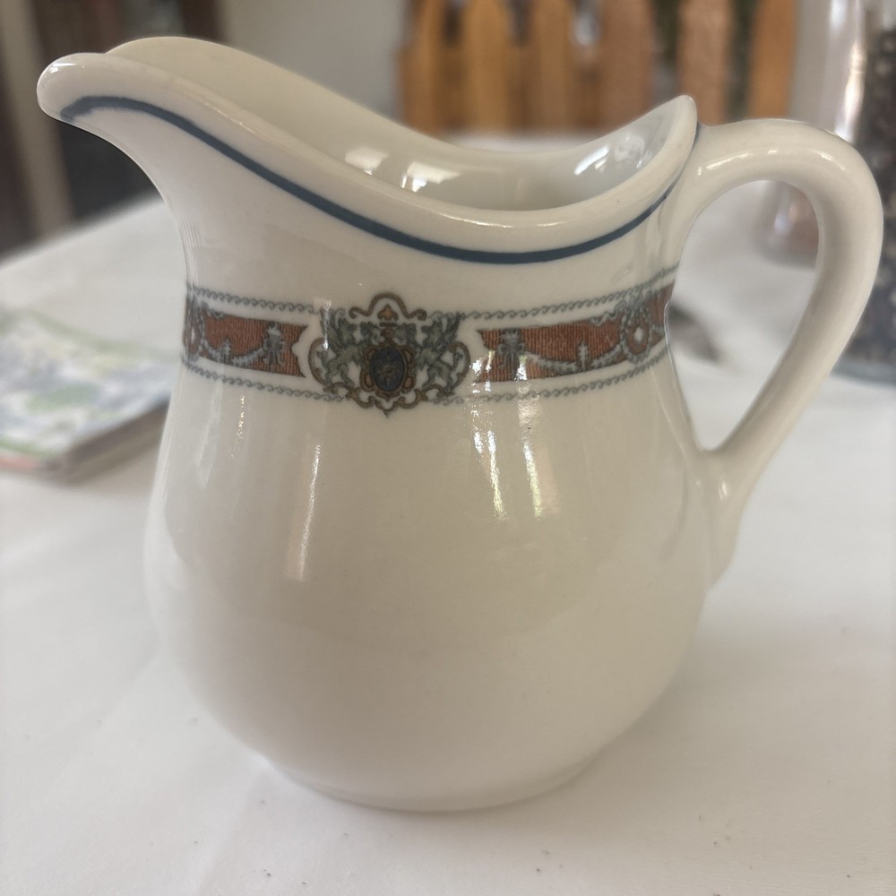 Individual Creamer Ivory Lamberton China Scammell Made In America  Collectible