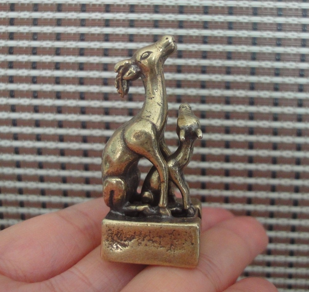 Vintage Style Solid Brass Mother-and-child Deers Figurine Statues Seals Stamps