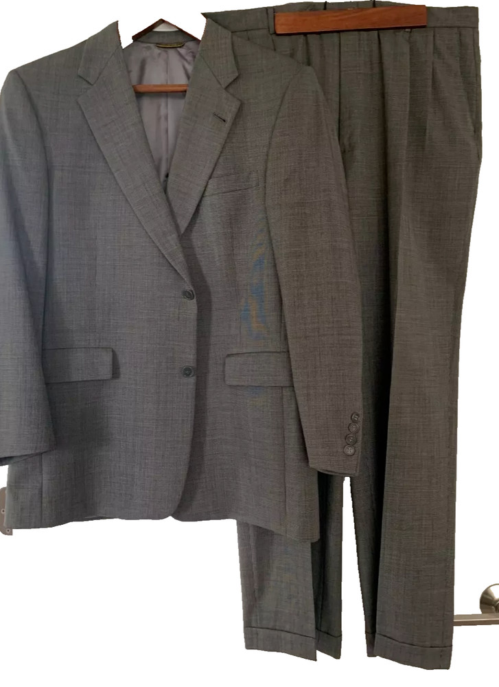 Hart Schaffner Marx Worsted Wool Gray  2 Piece Suit, 42R Macy's Mens USA