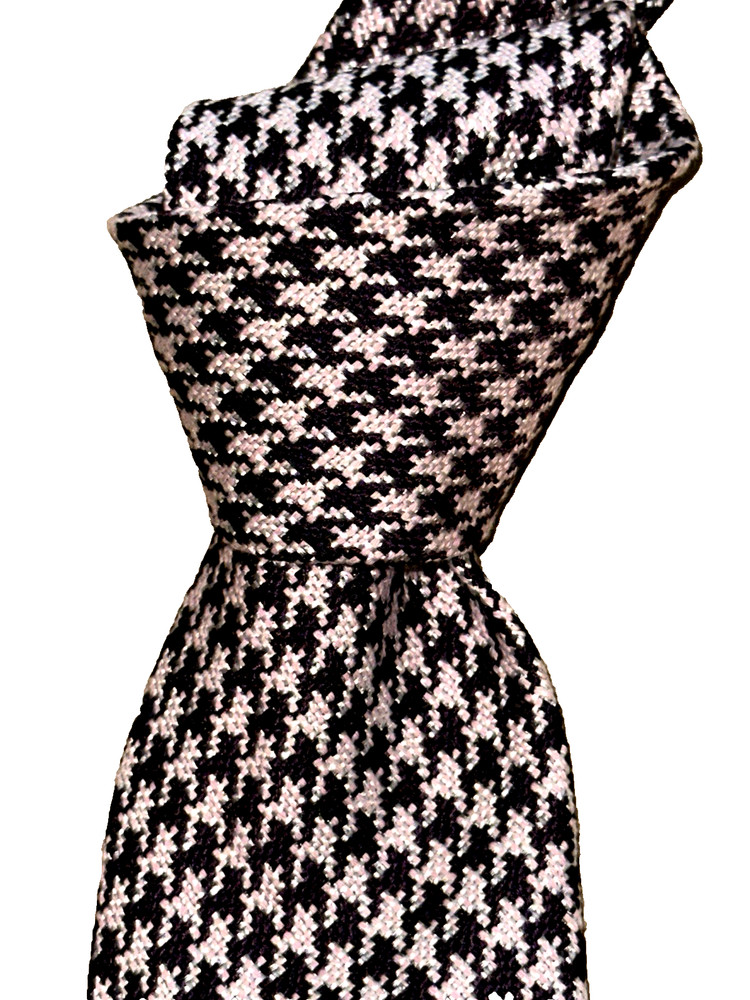 $280 NWT TOM FORD Pink w/Black houndstooth men 3.9” woven silk neck Tie ITALY