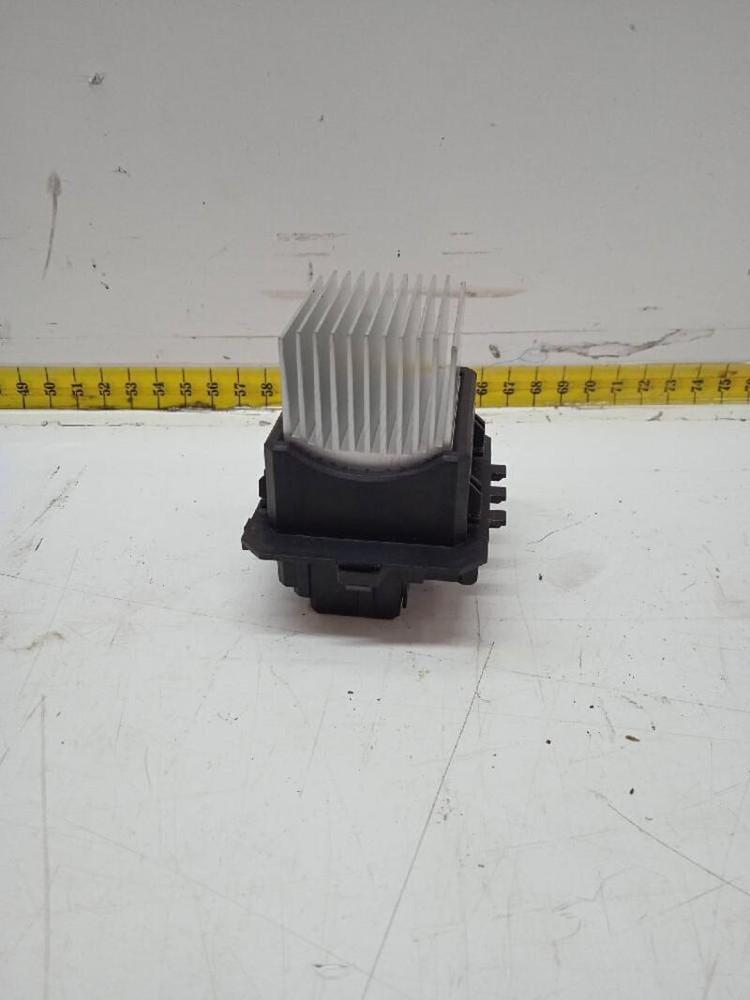 T10000034Z Heater Resistor PEUGEOT 208 ACCESS 2012 262392