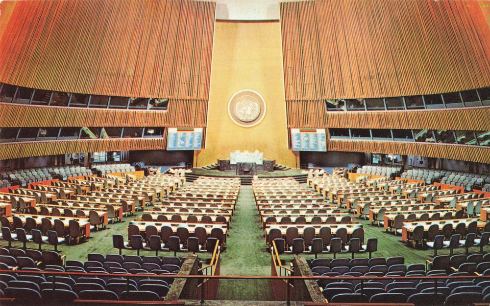 The General Assembly Hall - United Nations - New York City NY - Postcard