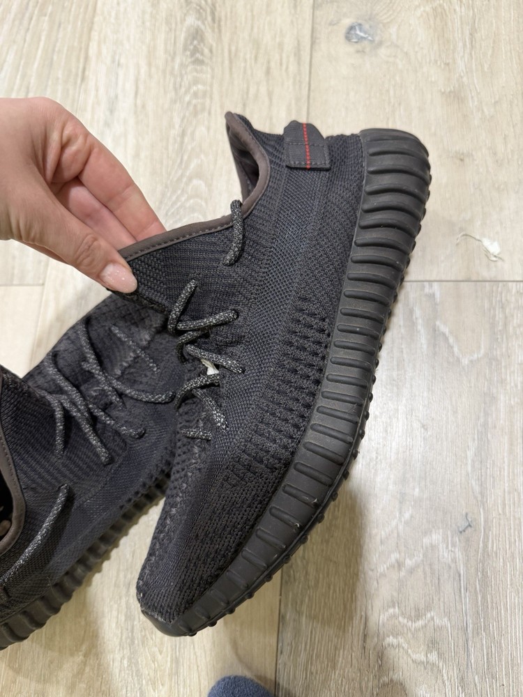 adidas Yeezy Boost 350 V2 Men's Size 10