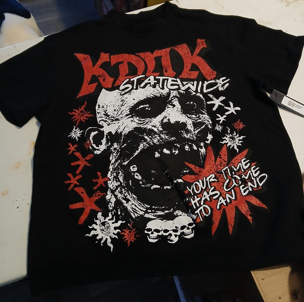 NEW with tags Kdnk Men's Boxy Fit dark side Graphic T-Shirt Black size Small