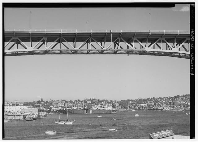 4. DETAIL CENTER SPAN BETWEEN NORTH SOUTH CANTILEVERS - Aurora Avenue Bridge,