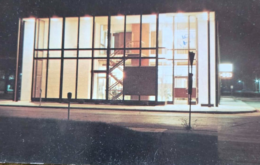 Shawano Wisconsin~Citizens State Bank Night View~1980s Postcard Next Day Ship