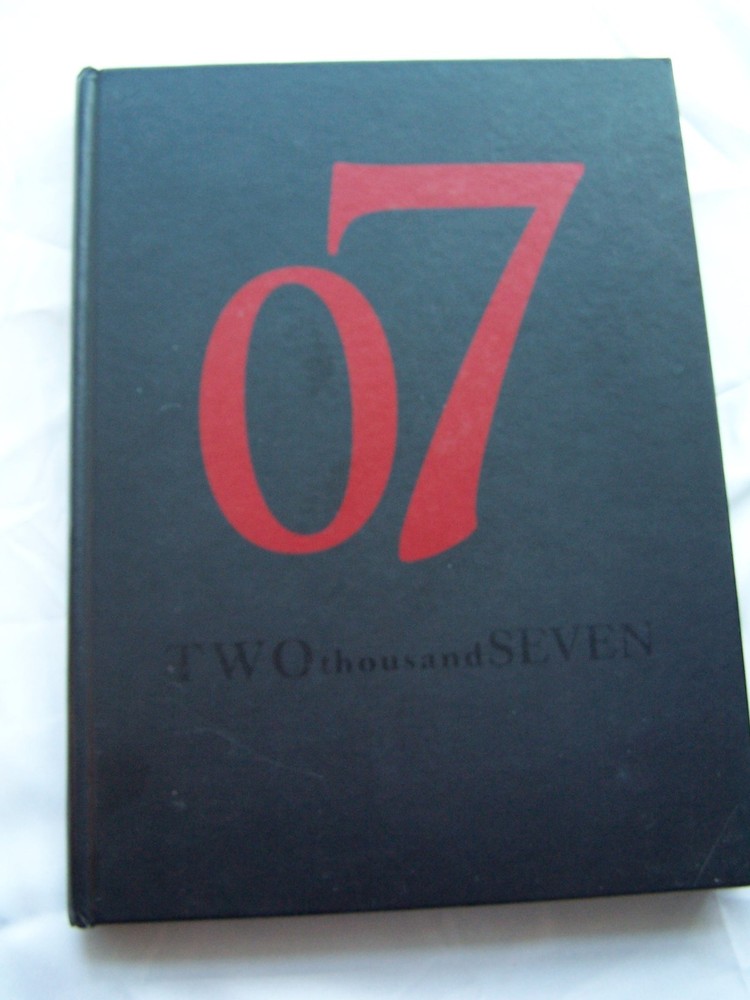 2007 Hendersonville High School Yearbook Hendersonville, North Carolina