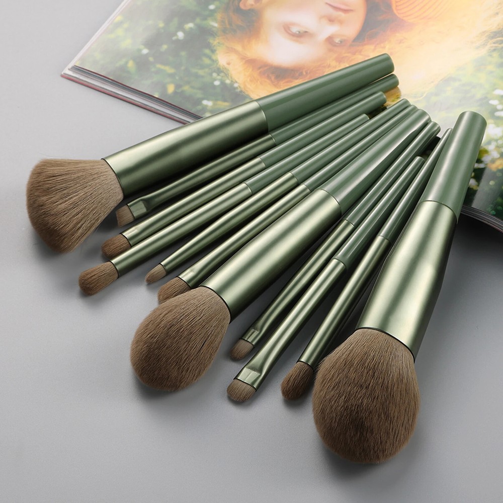 11 Premium Soft Fur Makeup Brushes - Complete Beauty Set  