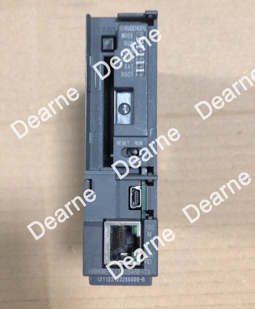 1pcs  Mitsubishi Q10UDEHCPU module DHL shipping